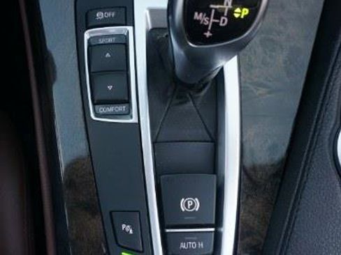 Used 2012 BMW 640i Convertible image 16