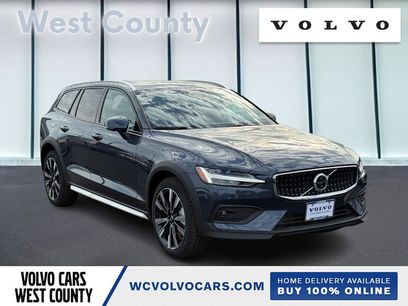 New 2026 Volvo V60 B5 Cross Country Ultra w/ Climate Package