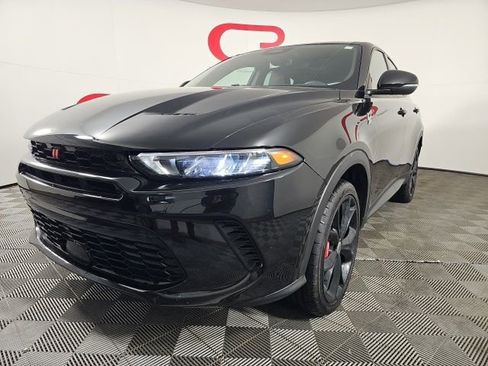 Certified 2023 Dodge Hornet GT Plus w/ Track Pack image 3