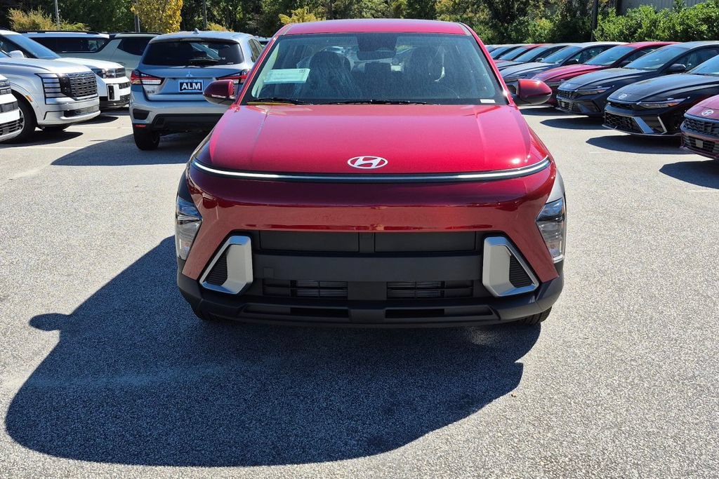 New 2027 Hyundai Kona SE FWD image 2
