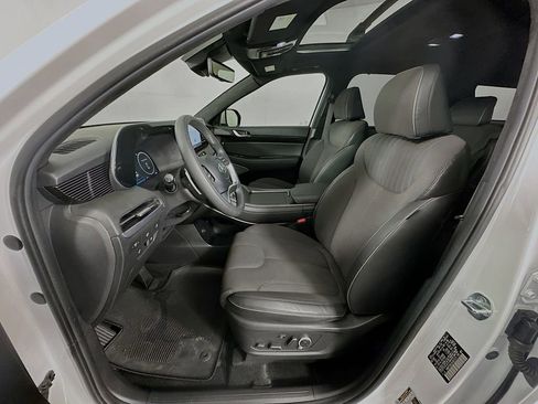 Used 2025 Hyundai Palisade Calligraphy AWD/4WD image 21