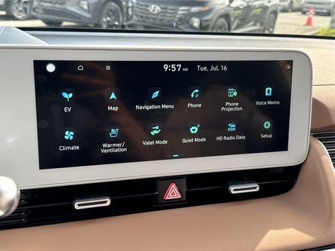 New 2024 Hyundai Ioniq 5 Limited image 20