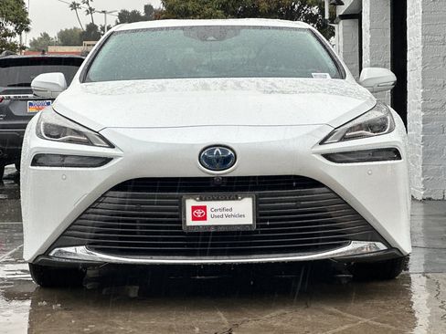 Used 2022 Toyota Mirai XLE w/ Advanced Technology Package image 9