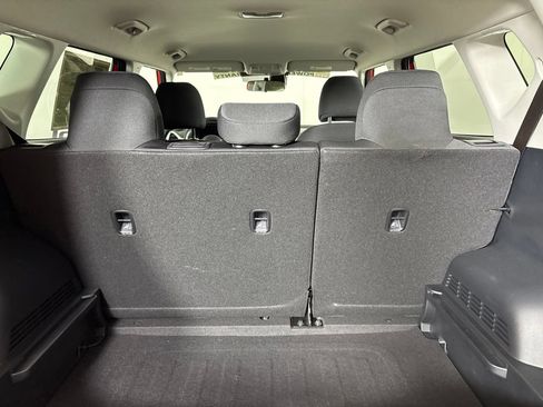 Used 2025 Kia Soul LX w/ LX Technology Package FWD image 25