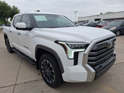Used 2024 Toyota Tundra Limited AWD/4WD image 8