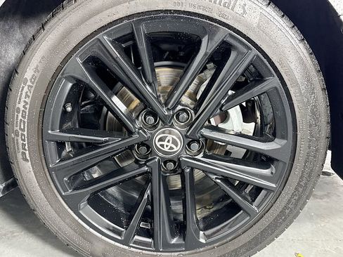 Used 2025 Toyota Camry SE image 36