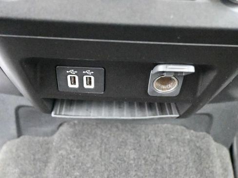 Used 2020 Ford F150 XLT w/ Equipment Group 302A Luxury AWD/4WD image 3