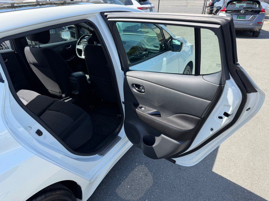 Used 2024 Nissan Leaf SV Plus FWD image 33