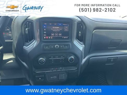 Used 2021 Chevrolet Silverado 2500 Custom w/ Custom Value Package AWD/4WD image 18