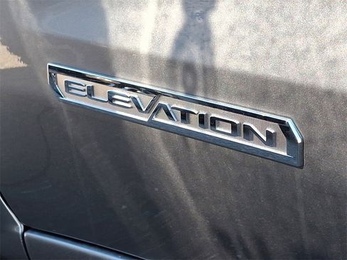 New 2024 GMC Sierra 1500 Elevation image 11