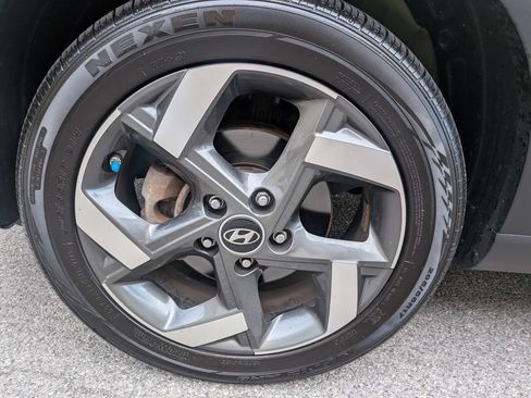Certified 2023 Hyundai Venue SEL w/ Cargo Package FWD image 37