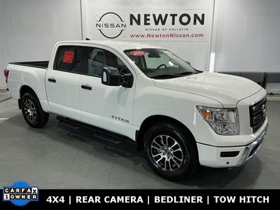 Used 2024 Nissan Titan SV w/ SV Convenience Package