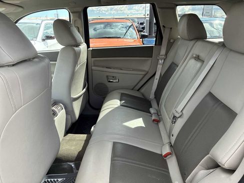 Used 2007 Jeep Grand Cherokee Limited w/ Skid Plate Group image 23