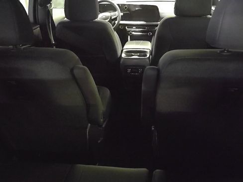 New 2026 Chevrolet Traverse LT image 12