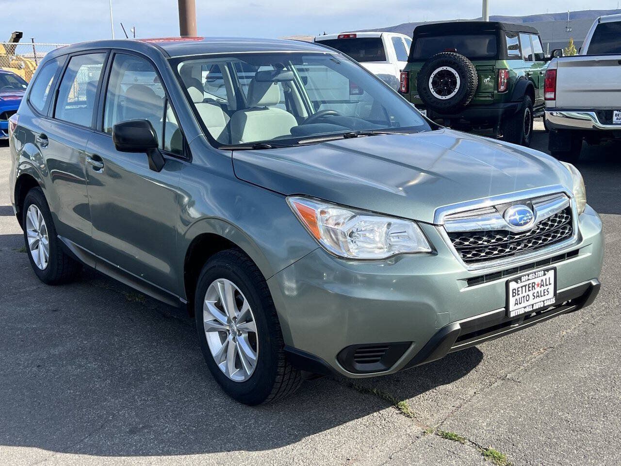 Used 2015 Subaru Forester 2.5i AWD/4WD image 6