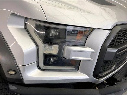 Used 2017 Ford F150 Raptor w/ Equipment Group 802A Luxury AWD/4WD image 28