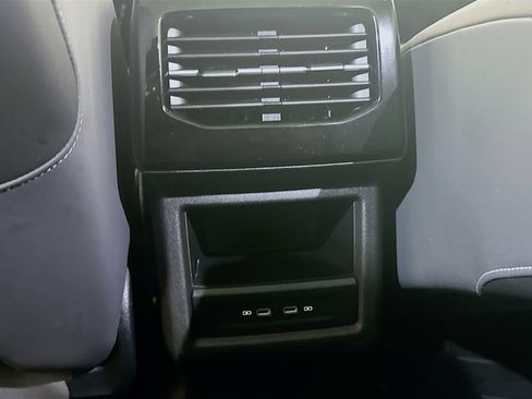 Used 2023 Volkswagen ID.4 Pro S AWD/4WD image 28