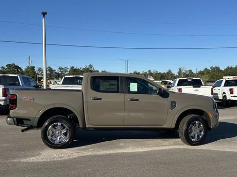 New 2025 Ford Ranger XLT w/ Chrome Accent Package image 4
