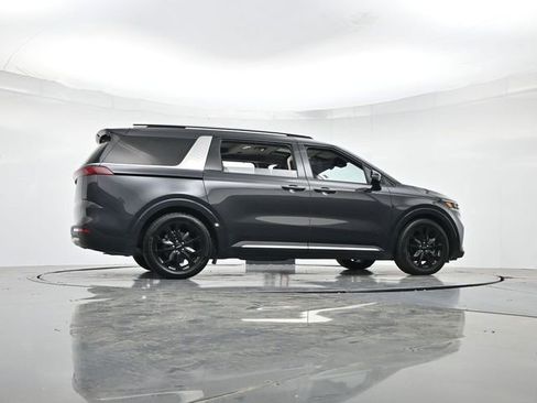 Used 2024 Kia Carnival SX Prestige image 34