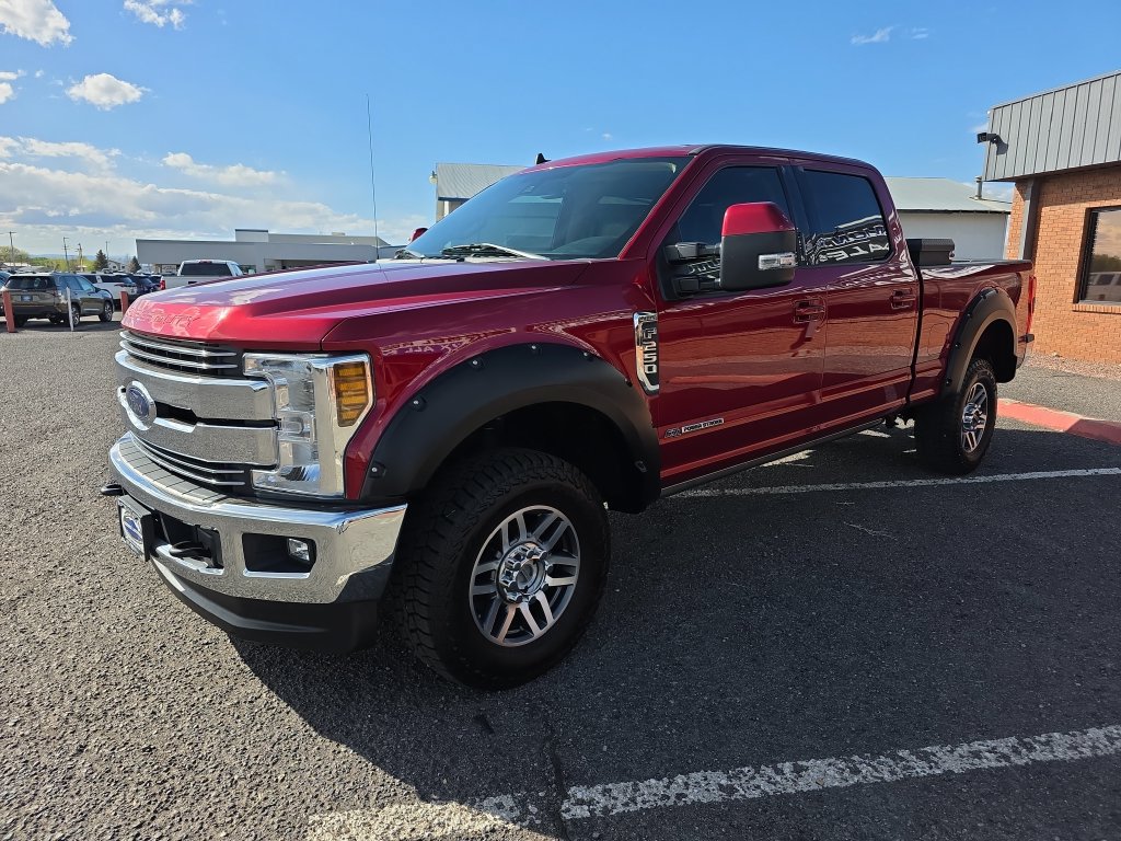 Used 2019 Ford F250 Lariat w/ Lariat Ultimate Package AWD/4WD image 3