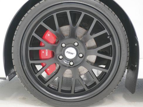 Used 2016 Hyundai Veloster Turbo image 21