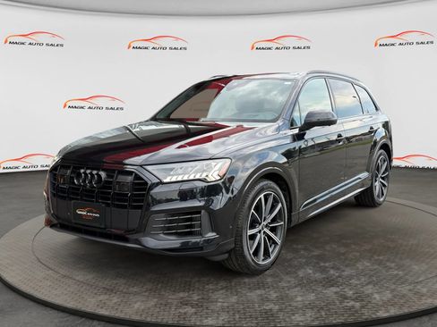 Used 2021 Audi Q7 3.0T Prestige w/ Prestige Package AWD/4WD image 1