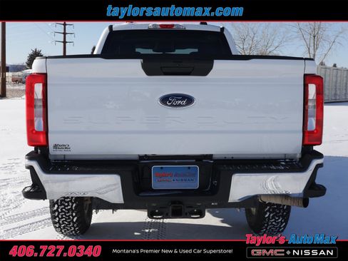 Used 2023 Ford F350 XLT image 46