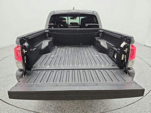 Used 2019 Toyota Tacoma Limited AWD/4WD image 22