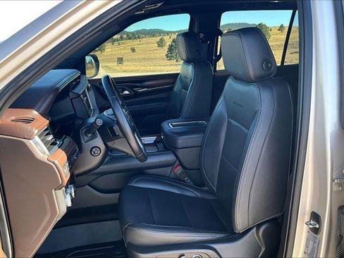 Used 2021 GMC Yukon Denali image 21