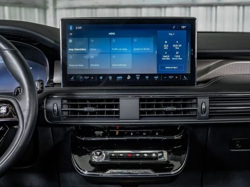 Used 2024 Lincoln Corsair Grand Touring w/ Equipment Group 301A image 25