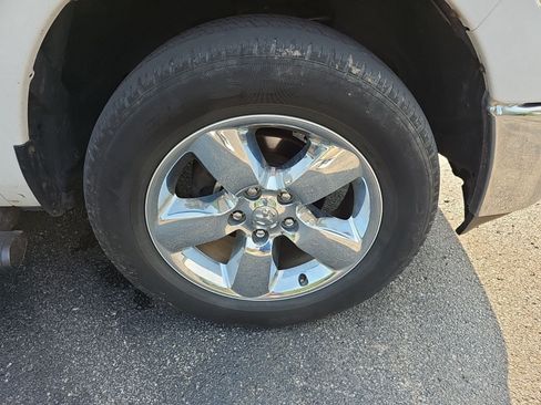 Used 2017 RAM 1500 Big Horn AWD/4WD image 10