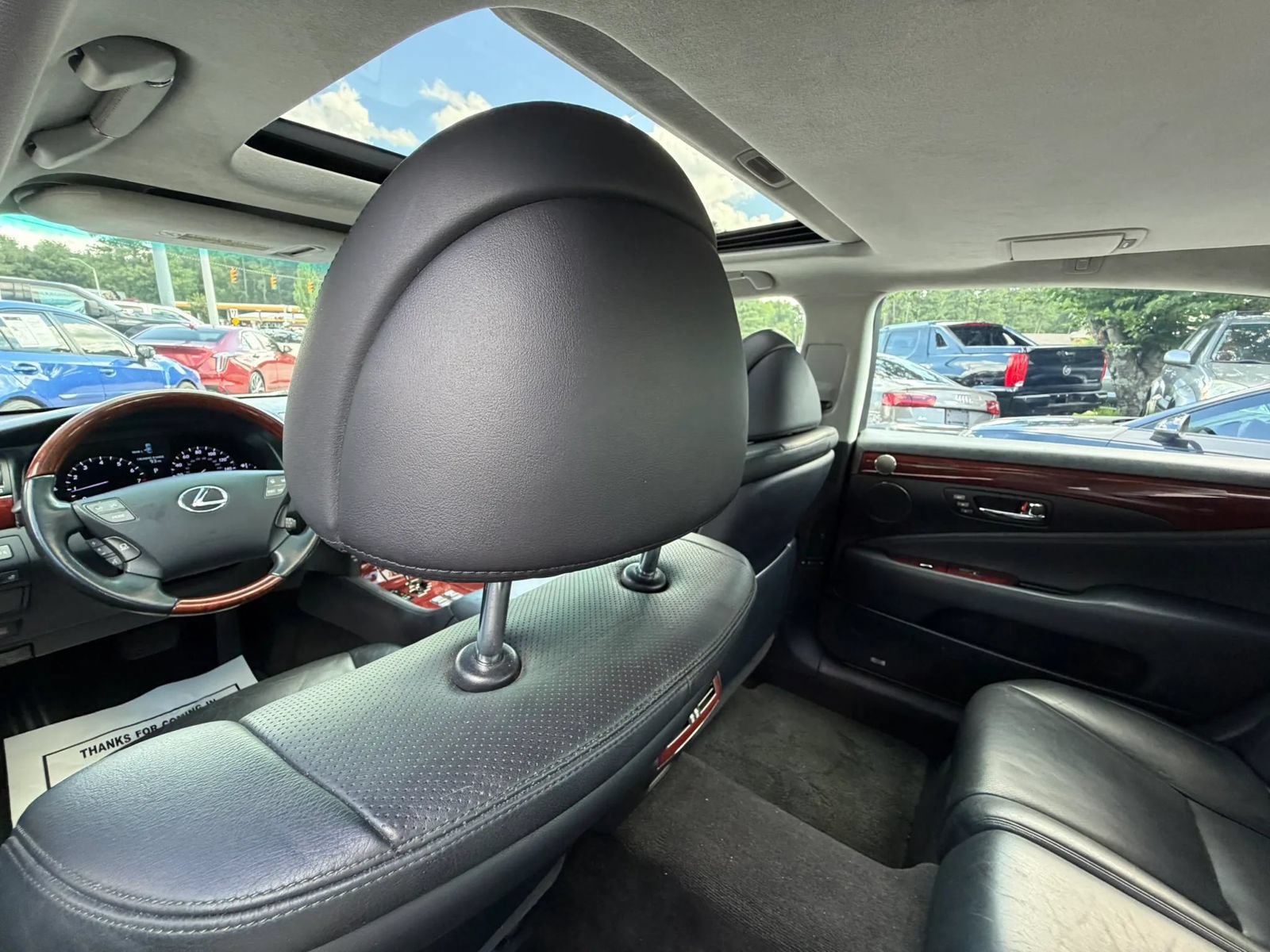 Used 2007 Lexus LS 460 L w/ Luxury Pkg RWD image 23