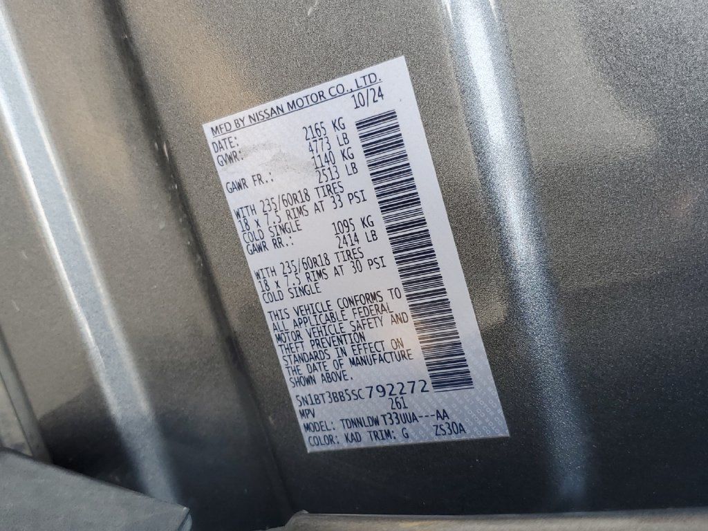 Used 2025 Nissan Rogue SV AWD/4WD image 32