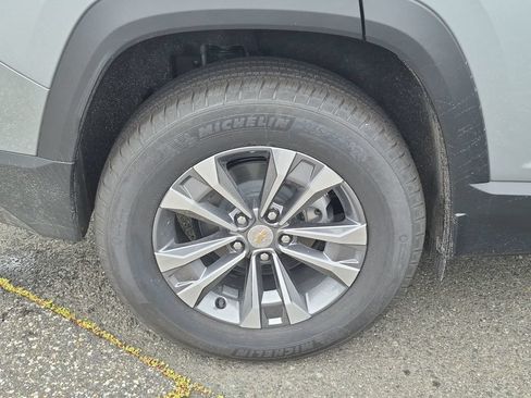 New 2026 Chevrolet Equinox LT w/ Convenience Package II AWD/4WD image 29