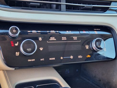 Used 2023 INFINITI QX60 Luxe w/ Cargo Package image 21