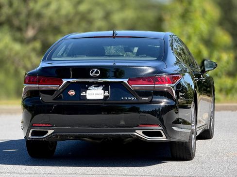 Used 2018 Lexus LS 500 AWD w/ Accessory Package (Z2) image 7
