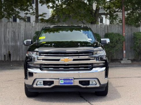 Used 2020 Chevrolet Silverado 1500 LTZ w/ LTZ Plus Package AWD/4WD image 10