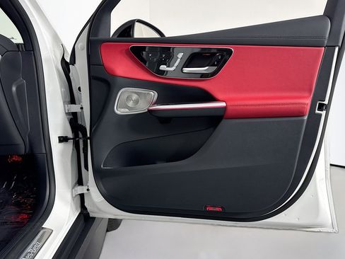 New 2026 Mercedes-Benz GLC 300 image 23