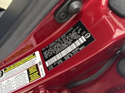 Certified 2025 Lexus ES 300h Ultra Luxury image 40