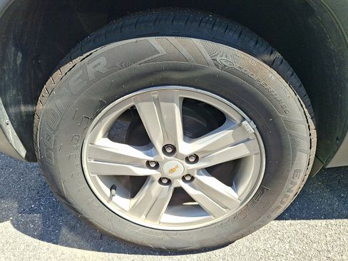 Used 2018 Chevrolet Trax LT w/ LT Convenience Package FWD image 7