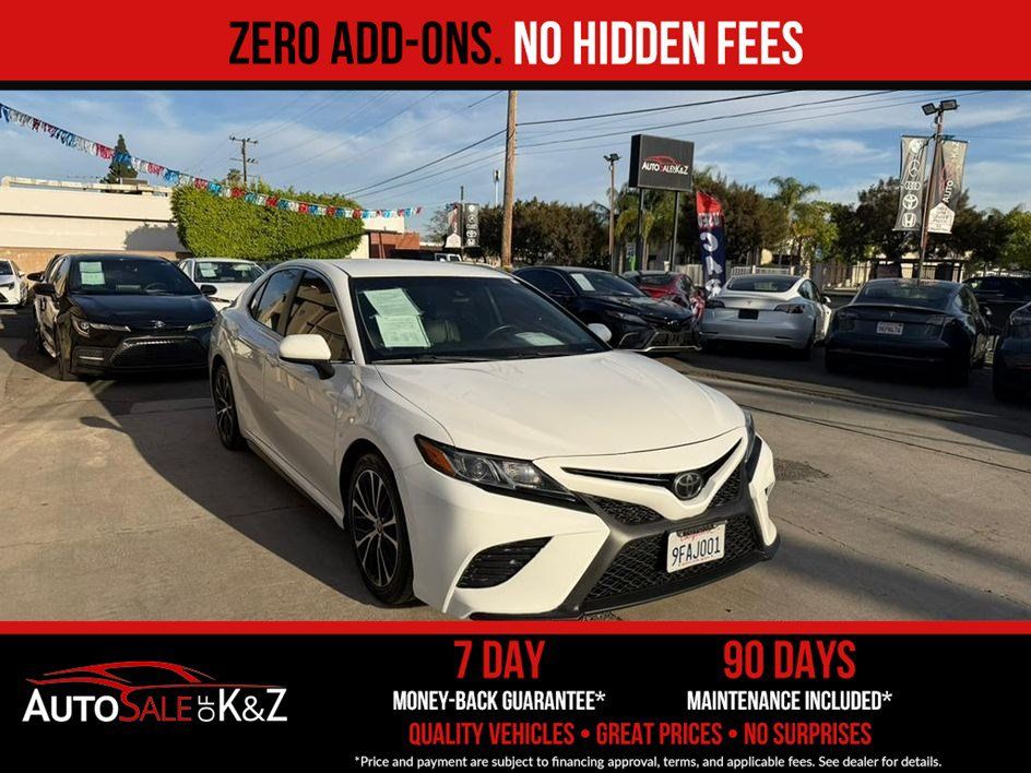 Used 2020 Toyota Camry SE FWD image 6