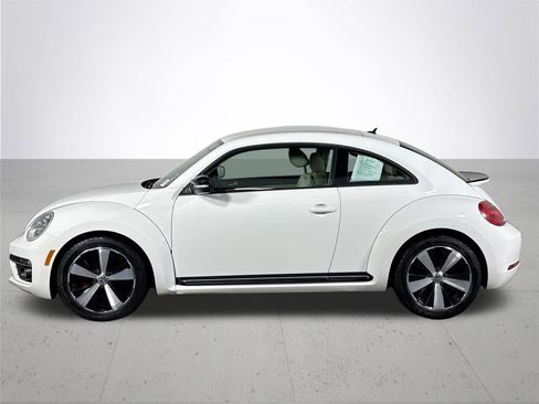 Used 2013 Volkswagen Beetle 2.0T image 9
