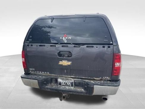 Used 2010 Chevrolet Silverado 1500 LTZ AWD/4WD image 14