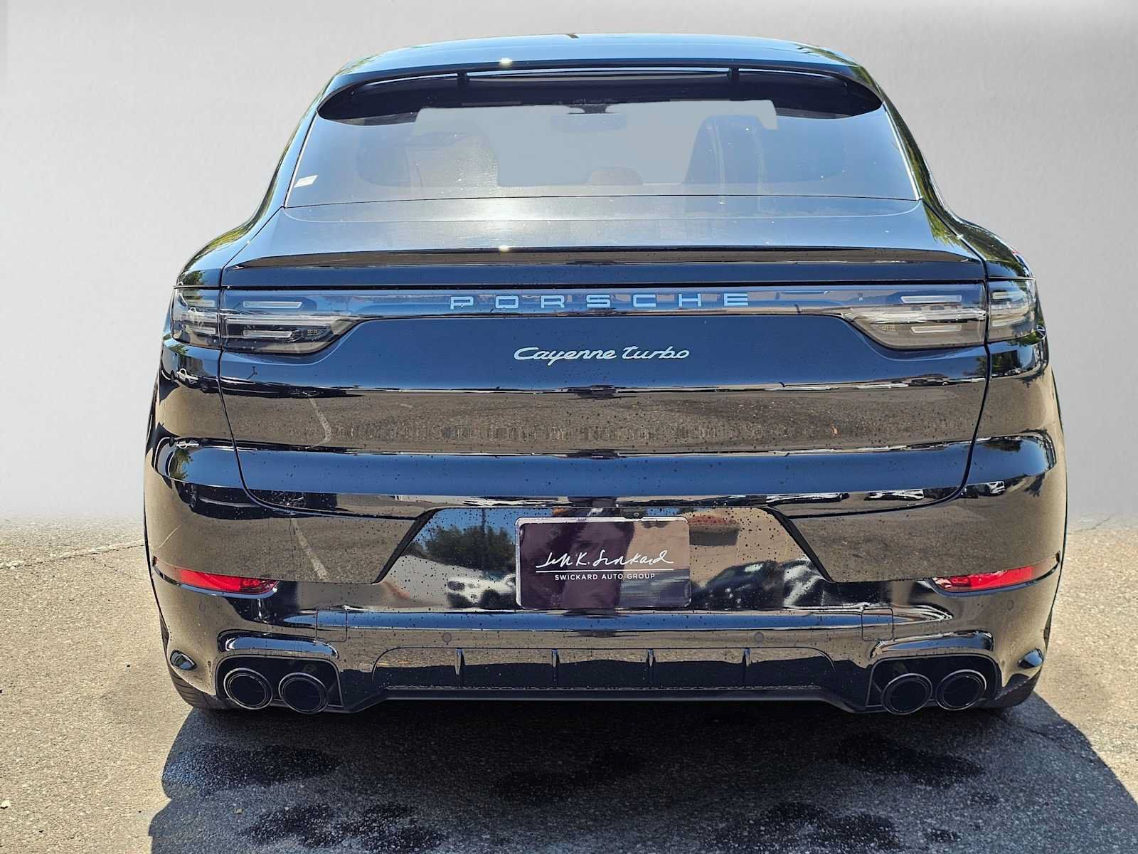 Used 2022 Porsche Cayenne Turbo AWD/4WD image 4