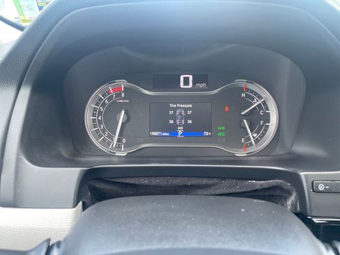 Used 2016 Honda Pilot Touring image 22