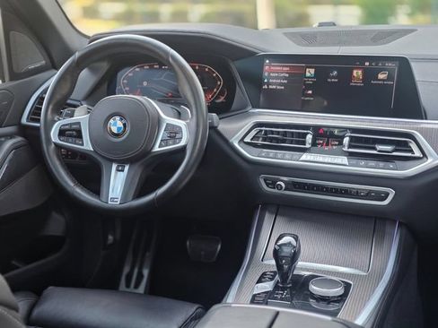 Used 2020 BMW X5 M50i w/ Parking Assistance Package AWD/4WD image 33