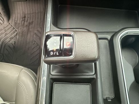 Used 2022 Chevrolet Silverado 1500 LTZ image 28