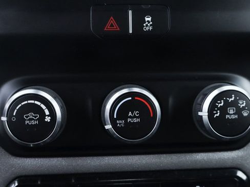 Used 2021 RAM 5500 Tradesman w/ Chrome Appearance Group image 30