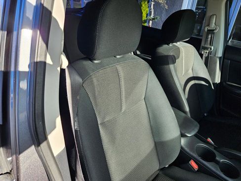 Used 2016 Nissan Sentra S image 9