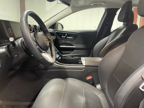 Used 2025 Mercedes-Benz C 300 4MATIC Sedan image 20